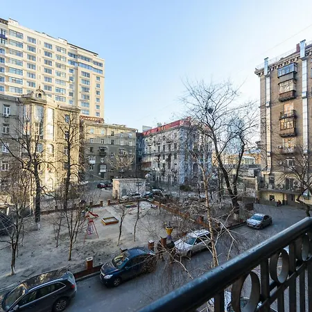 с террасой, крещатик 29, бессарабка דירה *